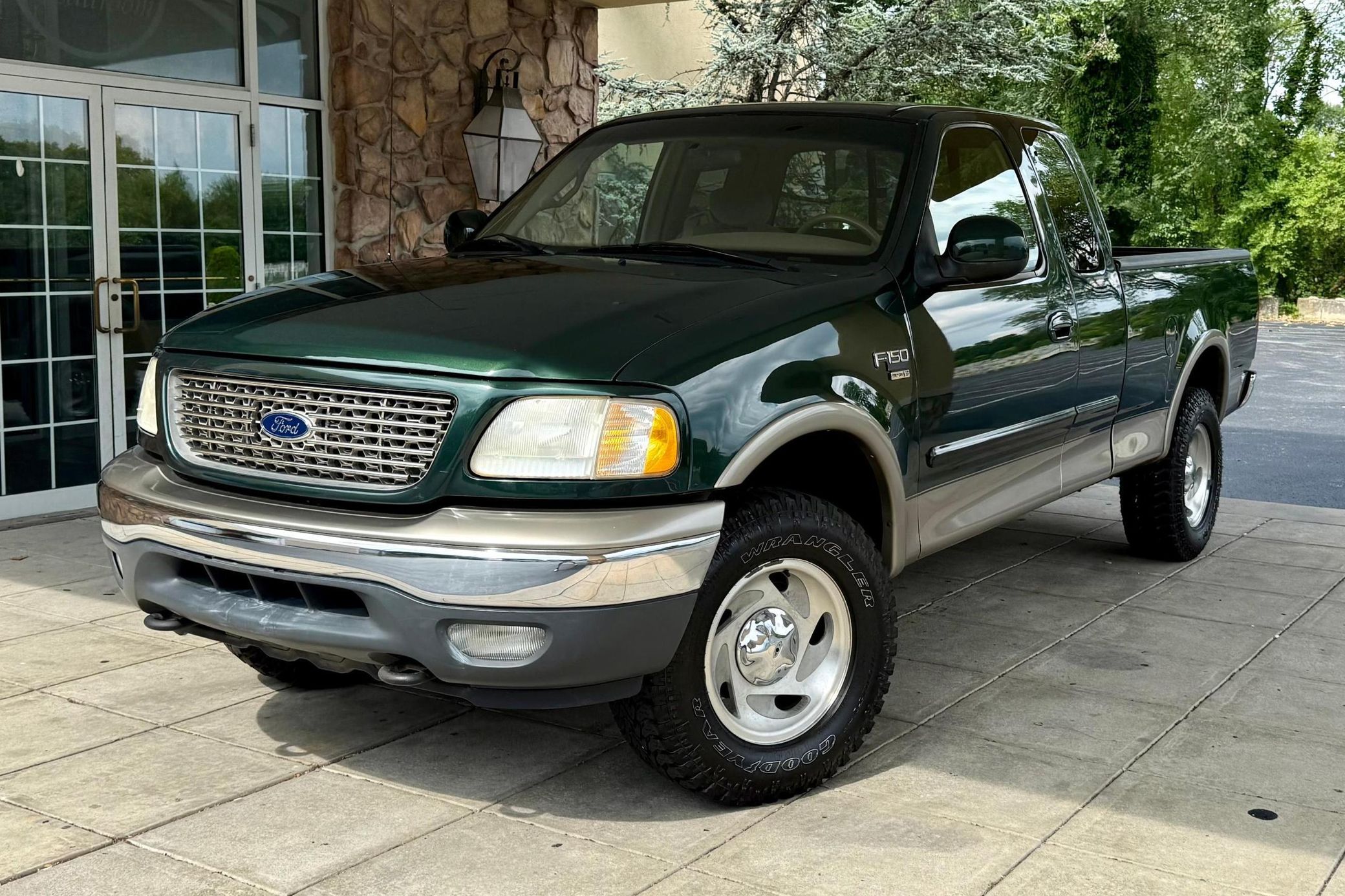2001 Ford F-150 XLT SuperCab 4X4